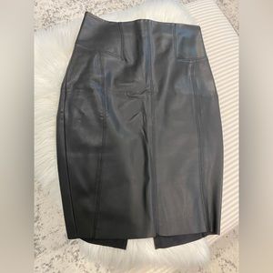 Express faux leather pencil skirt size 4